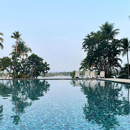 Nanajuana Rio Dulce Hotel Ngoại thất bức ảnh