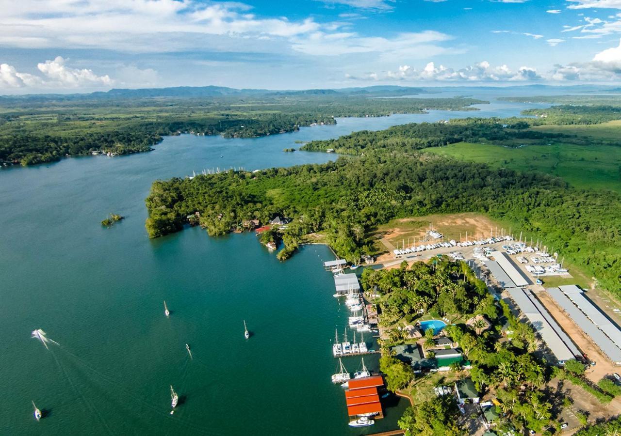 Nanajuana Rio Dulce Hotel Ngoại thất bức ảnh
