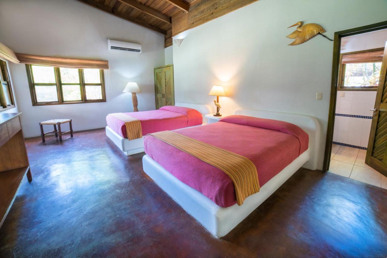 Nanajuana Rio Dulce Hotel Ngoại thất bức ảnh