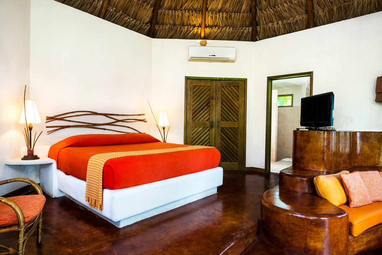 Nanajuana Rio Dulce Hotel Ngoại thất bức ảnh