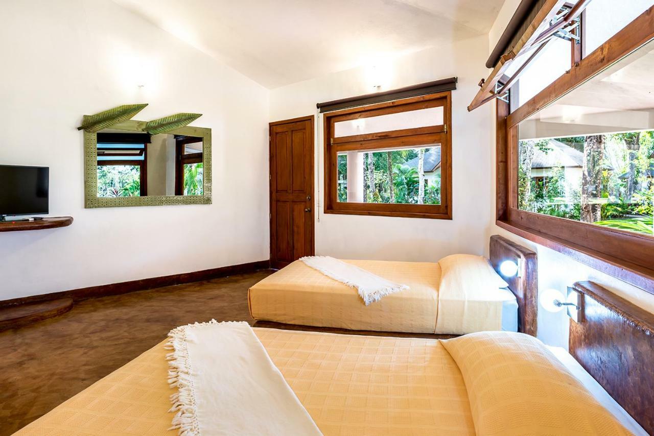 Nanajuana Rio Dulce Hotel Ngoại thất bức ảnh