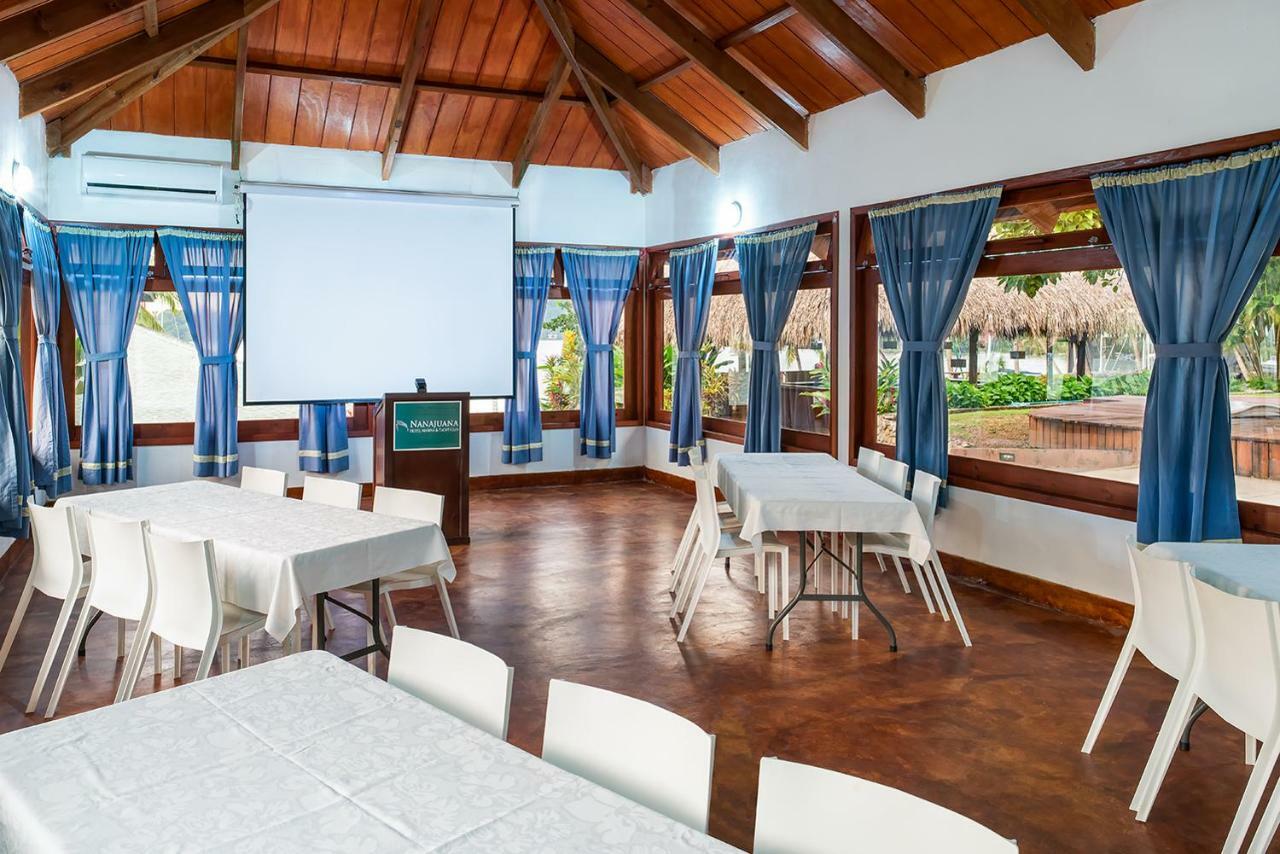 Nanajuana Rio Dulce Hotel Ngoại thất bức ảnh