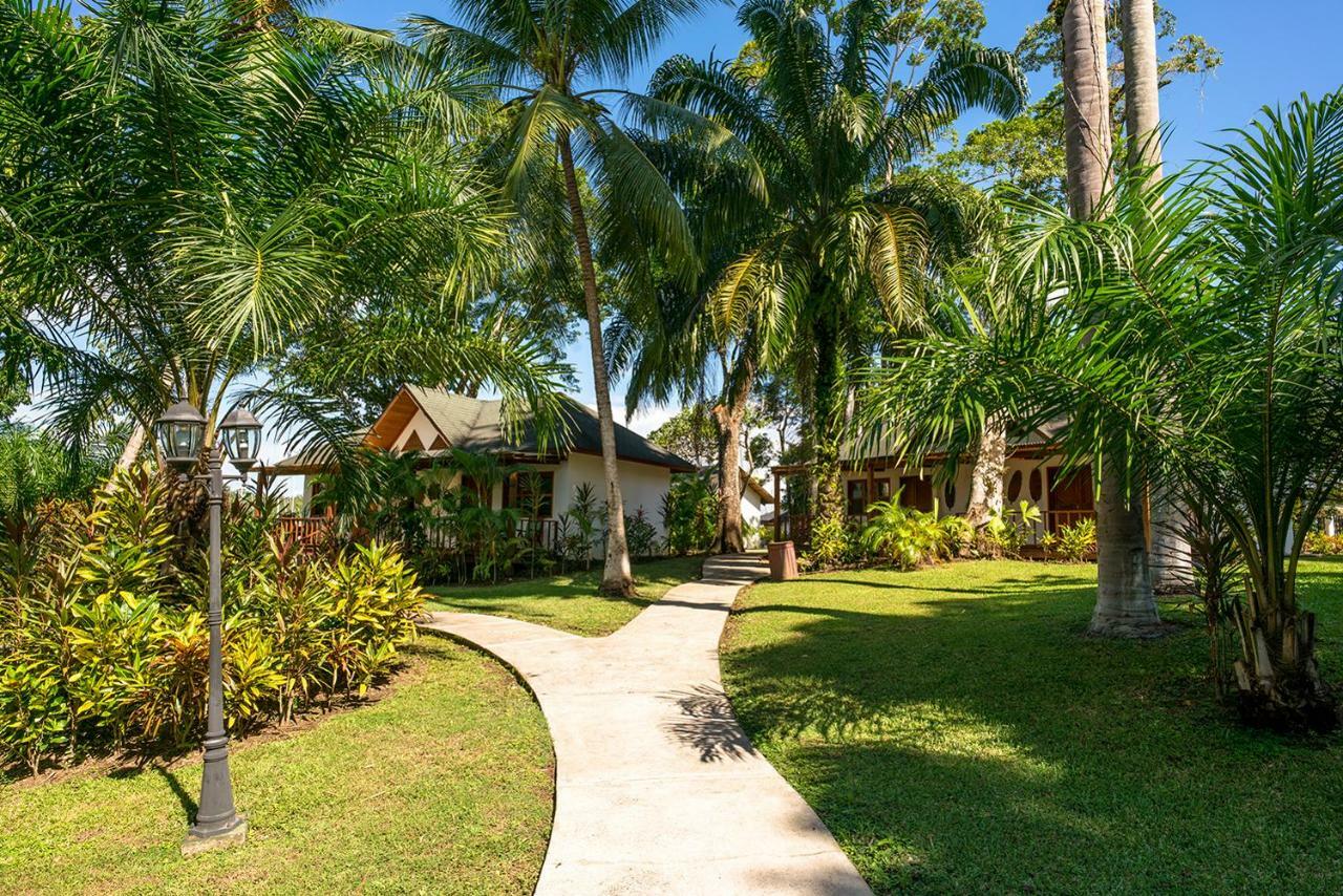 Nanajuana Rio Dulce Hotel Ngoại thất bức ảnh