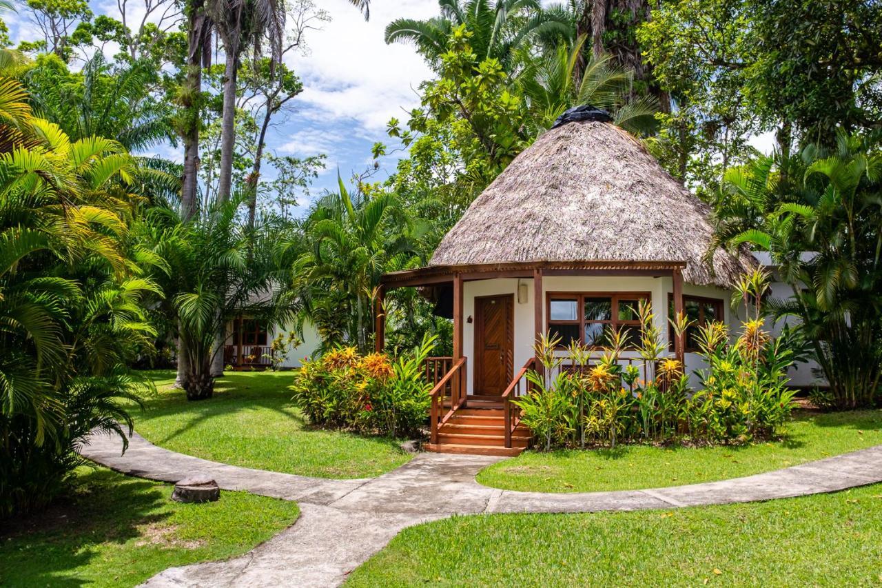 Nanajuana Rio Dulce Hotel Ngoại thất bức ảnh